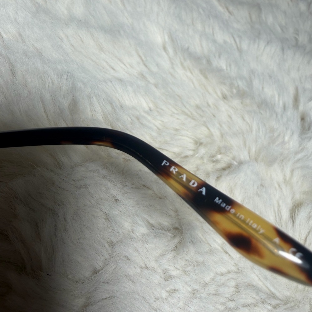 Prada Stylish Gold and Black Sunglasses - Picture 13 of 14